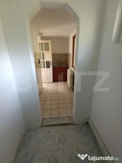 Casă cu 2 camere cu Teren 176 Mp în Central