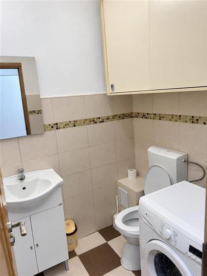 Apartament cu 3 camere decomandat, mobilat în Central