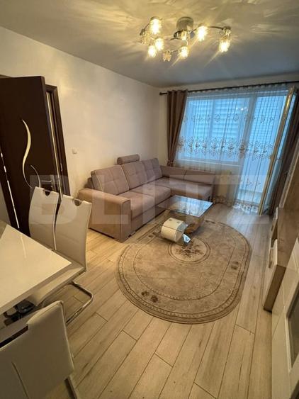 Apartament 2 camere, strada Plopilor - 1