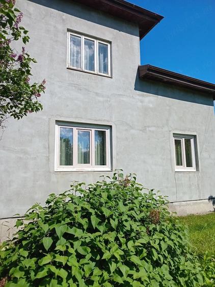 Casă cu 3 camere cu Teren 3557 Mp în Argestru