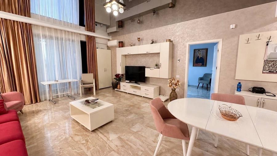 Apartament cu 2 camere semidecomandat în Central