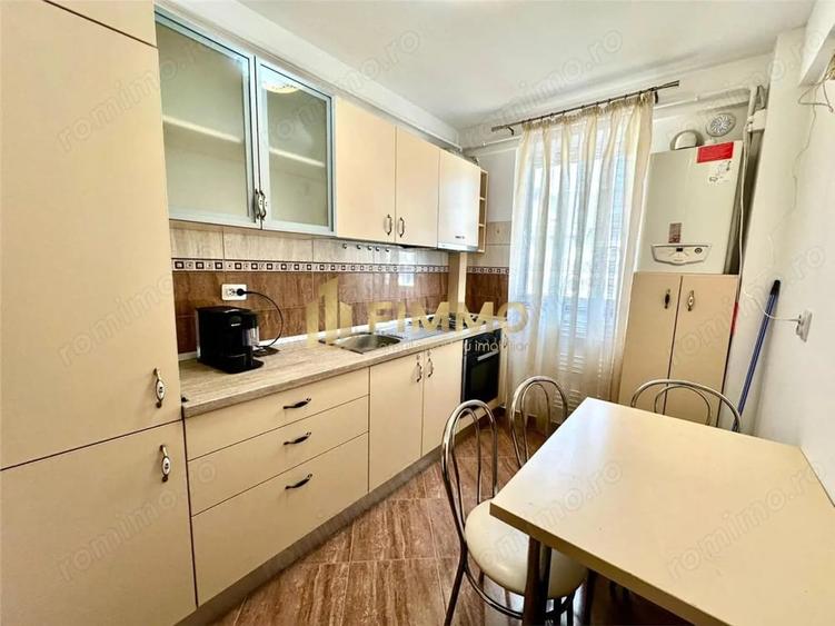 Apartament cu 2 camere decomandat, mobilat în Est
