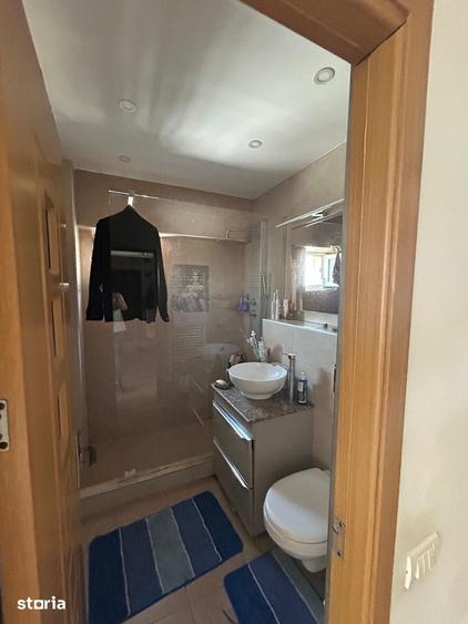 Apartament cu 3 camere în Coiciu