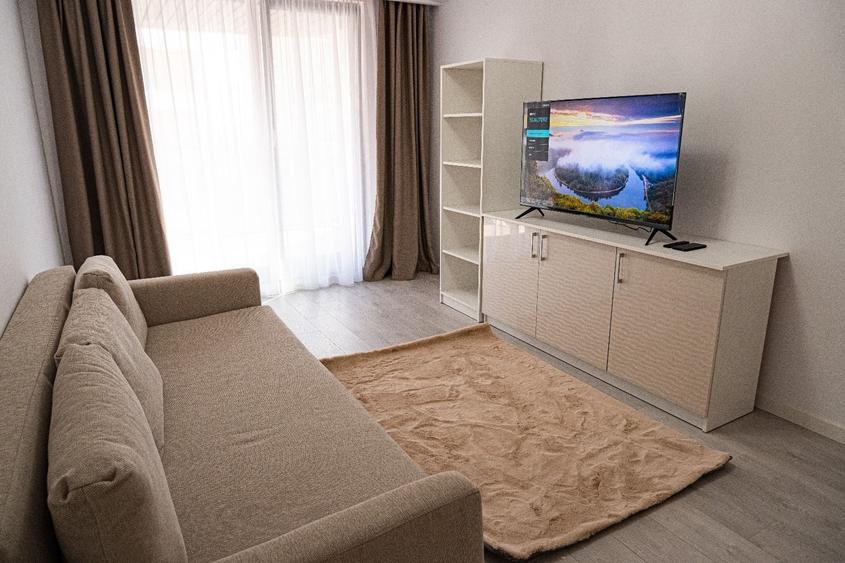 Apartament cu 2 camere decomandat, mobilat în Politehnica