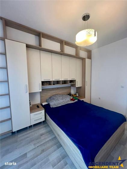 Apartament cu 3 camere decomandat, mobilat în Tractorul
