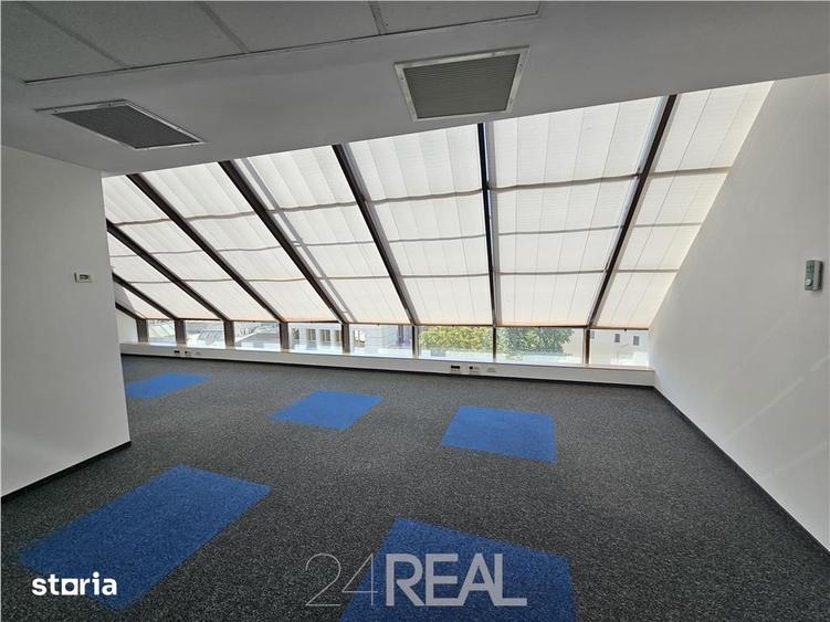 Spațiu comercial, de 821 mp, în Universitate