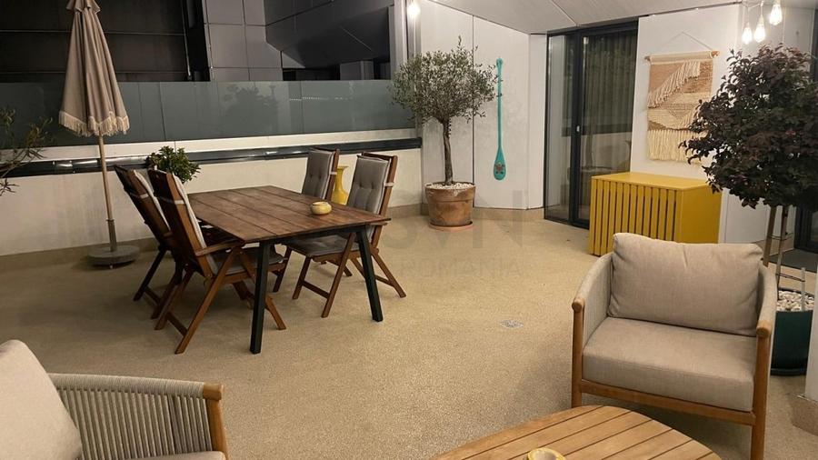 Apartament cu 2 camere semidecomandat, mobilat în Barbu Văcărescu
