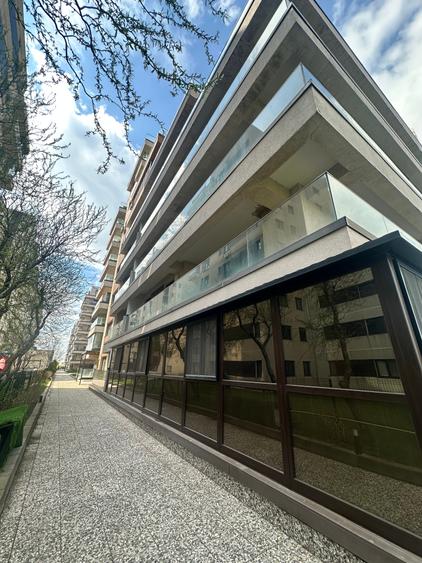 Apartament cu 3 camere, mobilat în Pipera