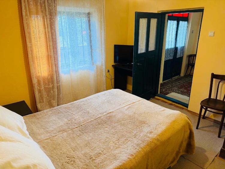 Casă individuală cu 3 camere cu Teren 800 Mp în Ghimpați