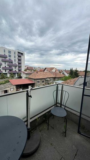 Inchiriez apartament cu 2 camare - 3