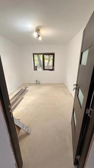 Apartament cu 2 camere decomandat în Snagov