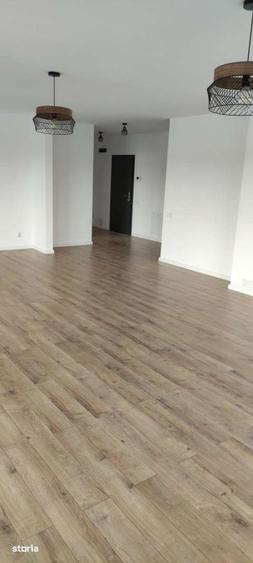 Apartament cu 4 camere în Zorilor