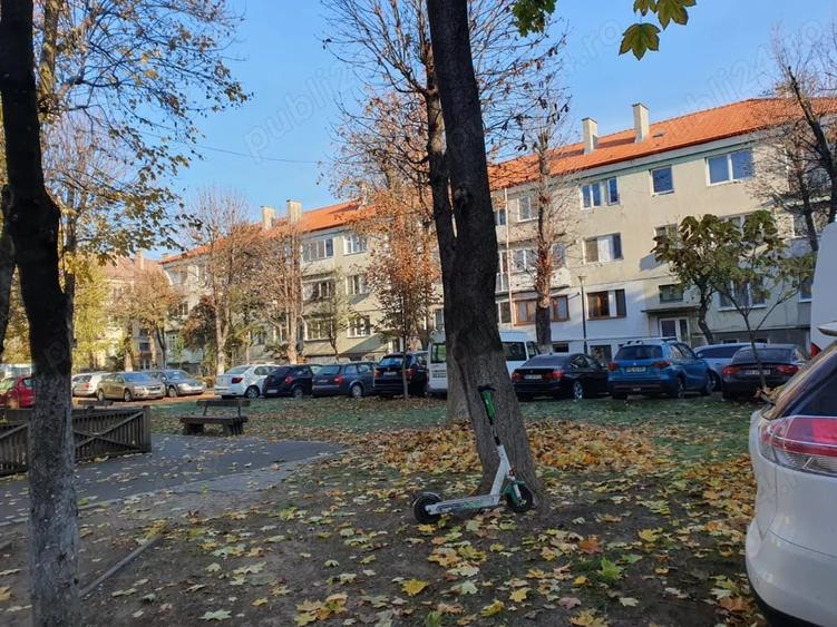 Apartament cu 2 camere decomandat în Semicentral