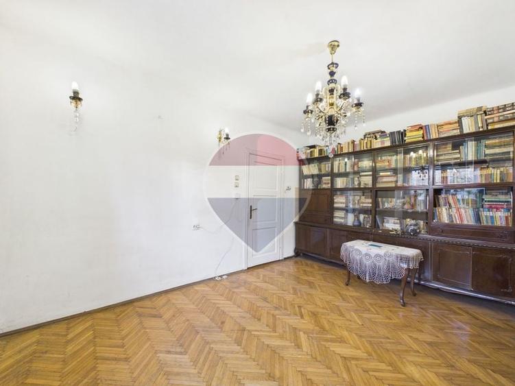 Casă cu 4 camere cu Teren 308 Mp în Bucureștii Noi