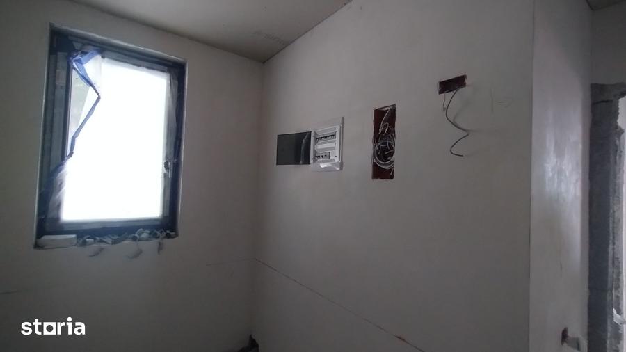 Casă cu 7 camere cu Teren 360 Mp în Inel II