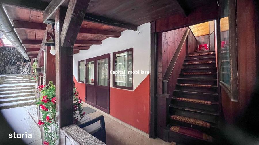 Casă cu 4 camere cu Teren 1500 Mp în Văliug