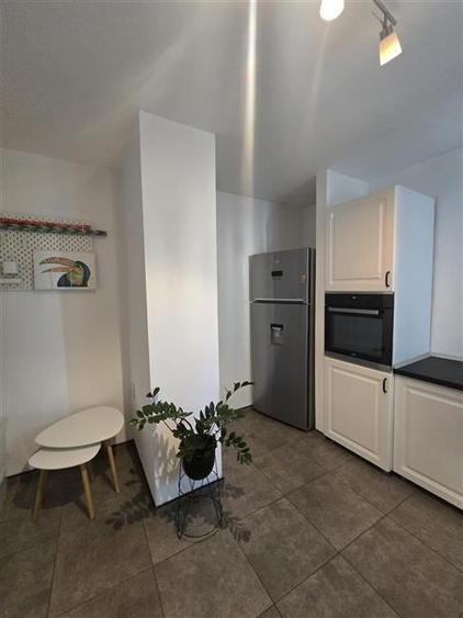 Apartament cu 2 camere semidecomandat, mobilat în Tineretului