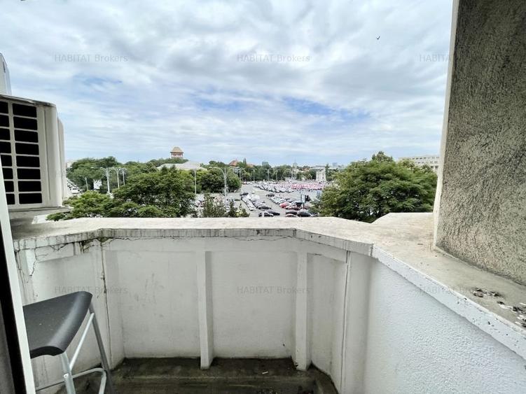Birou, de 148 mp, în P-ța Victoriei