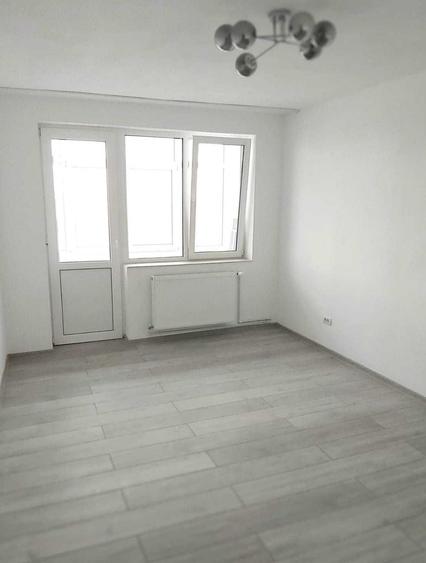 Apartament cu 3 camere decomandat în Tecuci