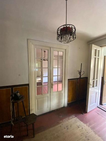 Apartament cu 3 camere în Decebal