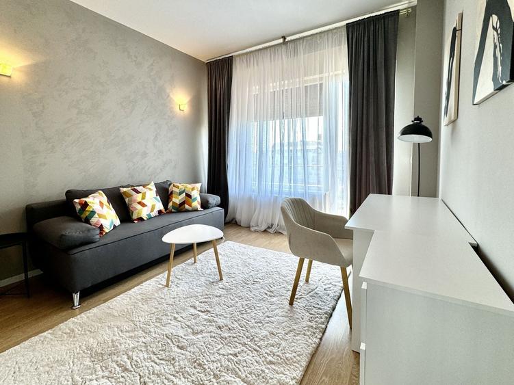 Apartament cu 4 camere decomandat, mobilat în Take Ionescu