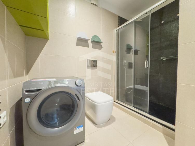 Apartament cu 3 camere semidecomandat, mobilat în Exterior Vest