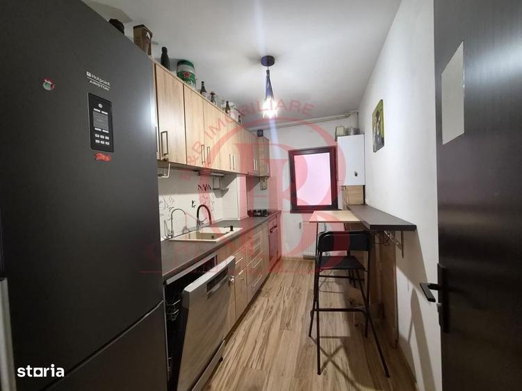 Apartament cu 3 camere decomandat în Theodor Pallady