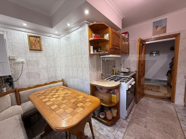 Apartament 4 camere, etaj intermediar, cartier Burdujeni - 10