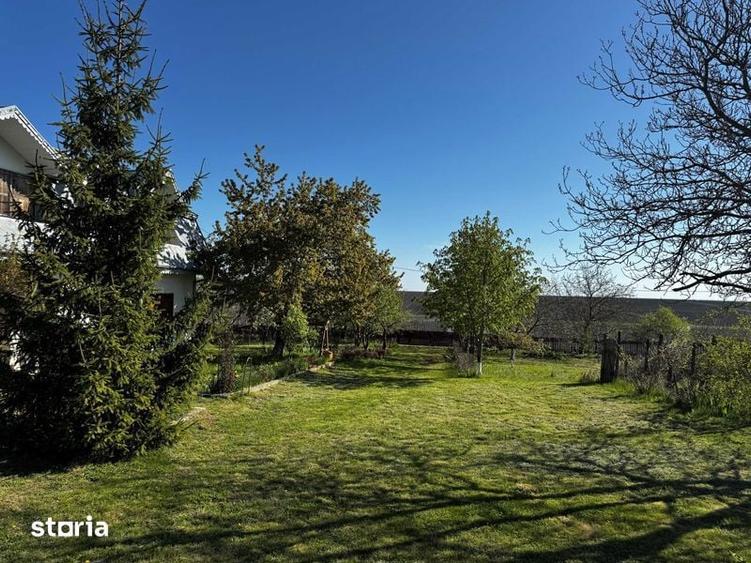 Casă cu 4 camere cu Teren 184 Mp în Bunești