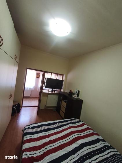 Casă cu 3 camere cu Teren 142 Mp în Tomis II