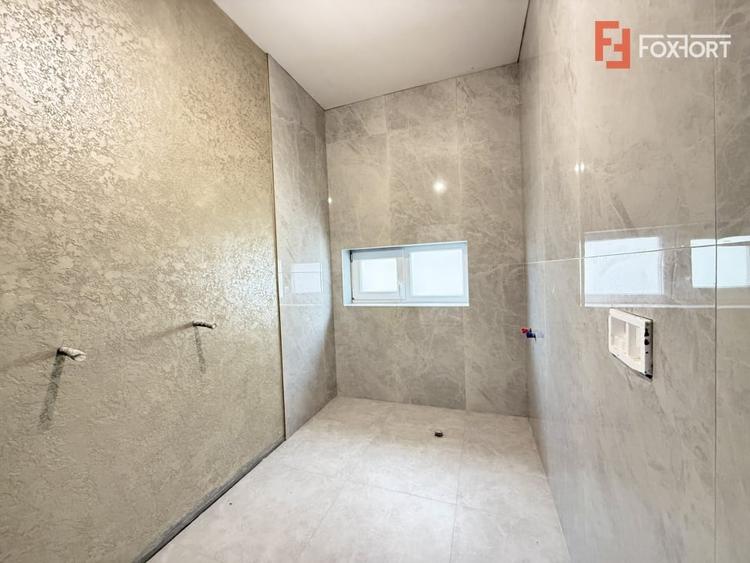 Duplex cu 4 camere cu Teren 292 Mp în Săcălaz