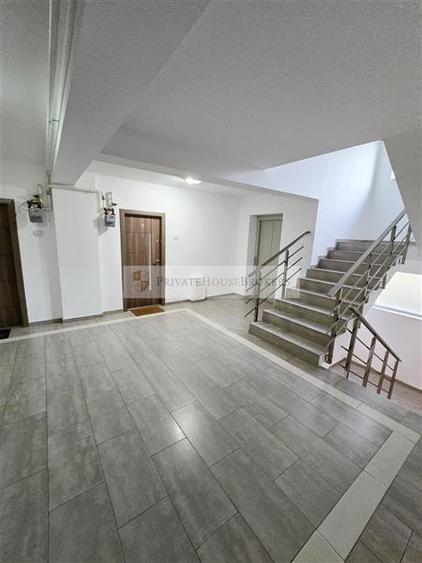 Apartament cu 2 camere semidecomandat, mobilat în Pipera