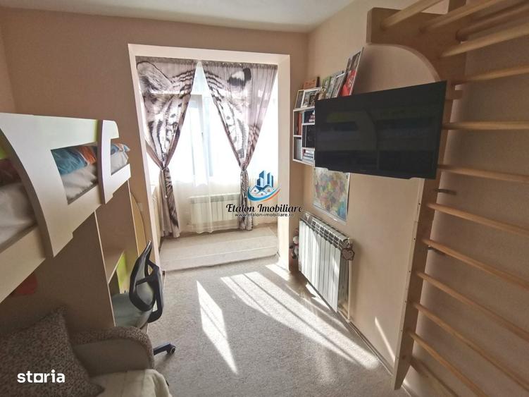 Apartament cu 2 camere decomandat în Vest