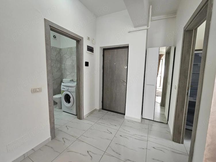 Apartament cu 2 camere decomandat în Roșu