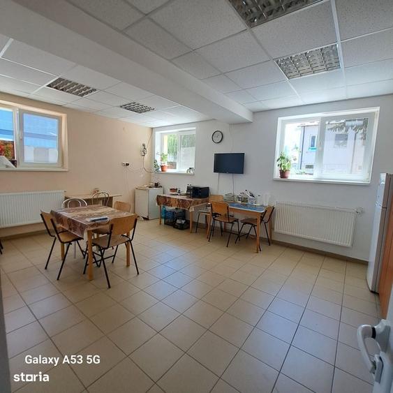 Spațiu comercial, de 630 mp, în Central
