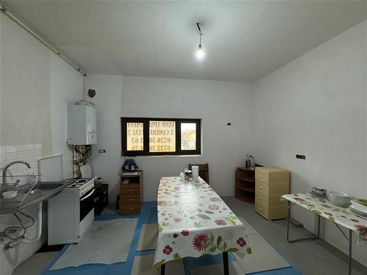 Apartament cu 3 camere decomandat în Dacia