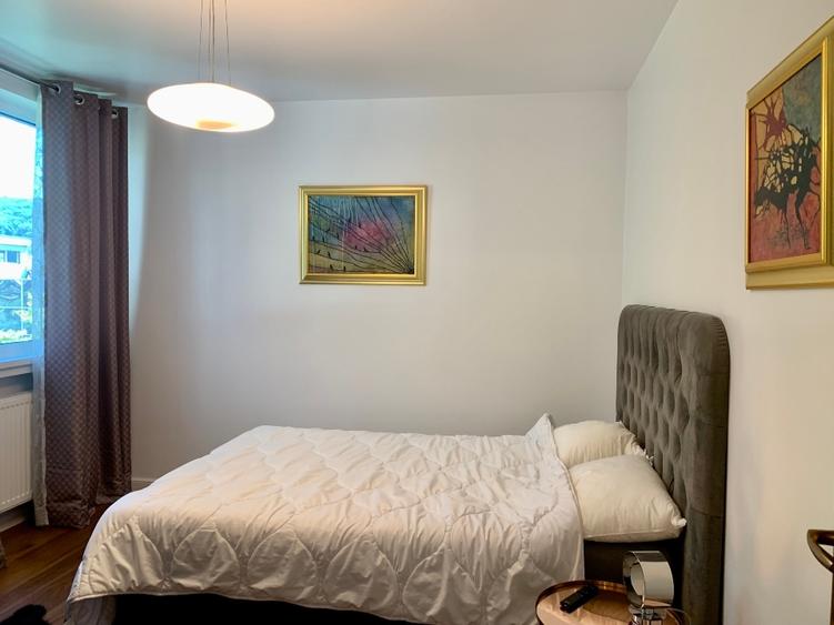 Apartament cu 2 camere decomandat, mobilat în Cornișa