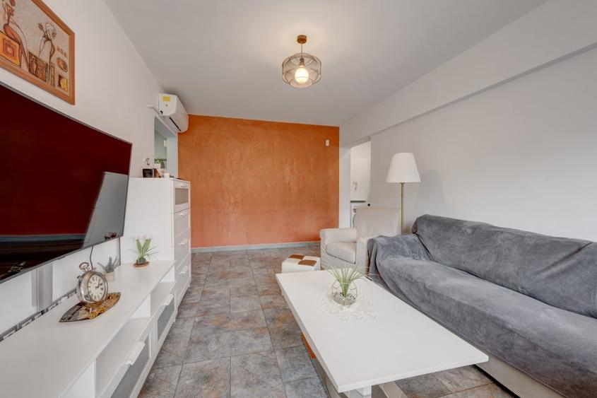 Apartament cu 2 camere semidecomandat, mobilat în Ștefan cel Mare