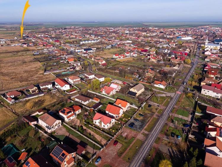 Teren Construcții intravilan de 2056 mp, în Sânandrei