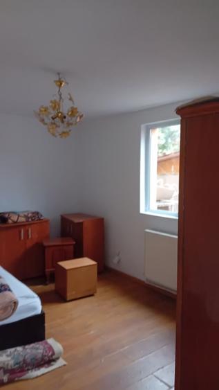 Casă cu 2 camere în Berceni