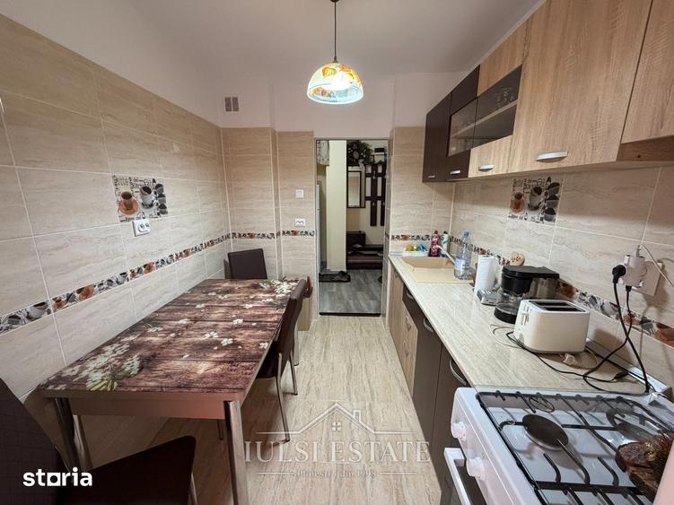 Apartament cu 3 camere în Republicii