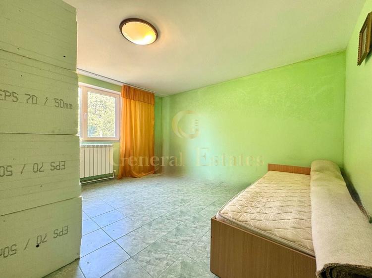 Casă individuală cu 4 camere cu Teren 1062 Mp în Copou