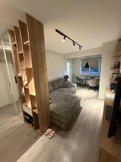 Apartament cu 3 camere semidecomandat în Copou