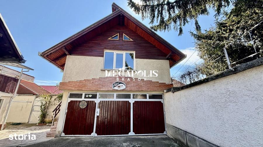 Casă cu 5 camere cu Teren 500 Mp în Central