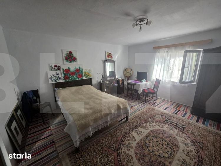Casă cu 3 camere cu Teren 1957 Mp în Bita