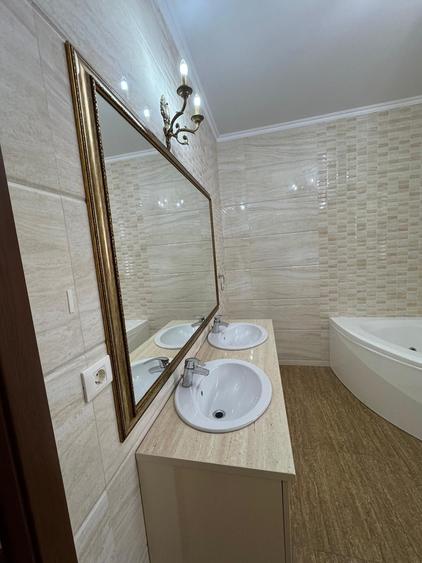 Casă cu 4 camere cu Canalizare în Bragadiru