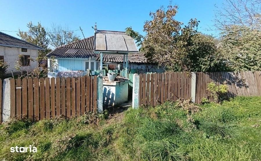 Casă cu 3 camere cu Teren 1484 Mp în Havârna