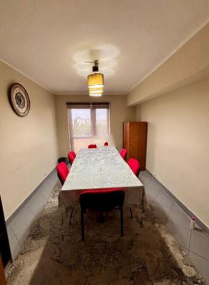 Apartament cu 3 camere decomandat, mobilat în Unirii — fotografia 3