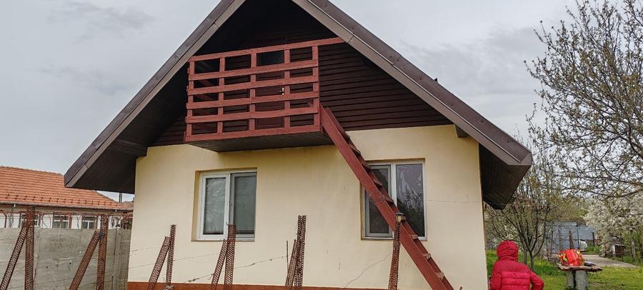 Casă individuală cu 2 camere cu Teren 800 Mp în Galicea Mare