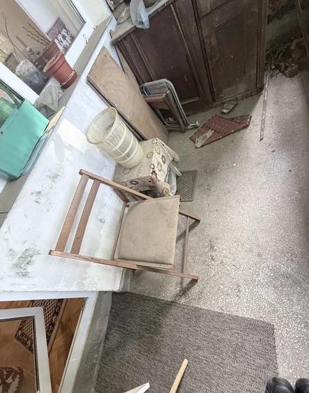 Apartament cu 3 camere semidecomandat în 7 Noiembrie